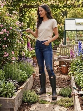 PAIGE Midnight Blue Verdugo Ankle Jeans